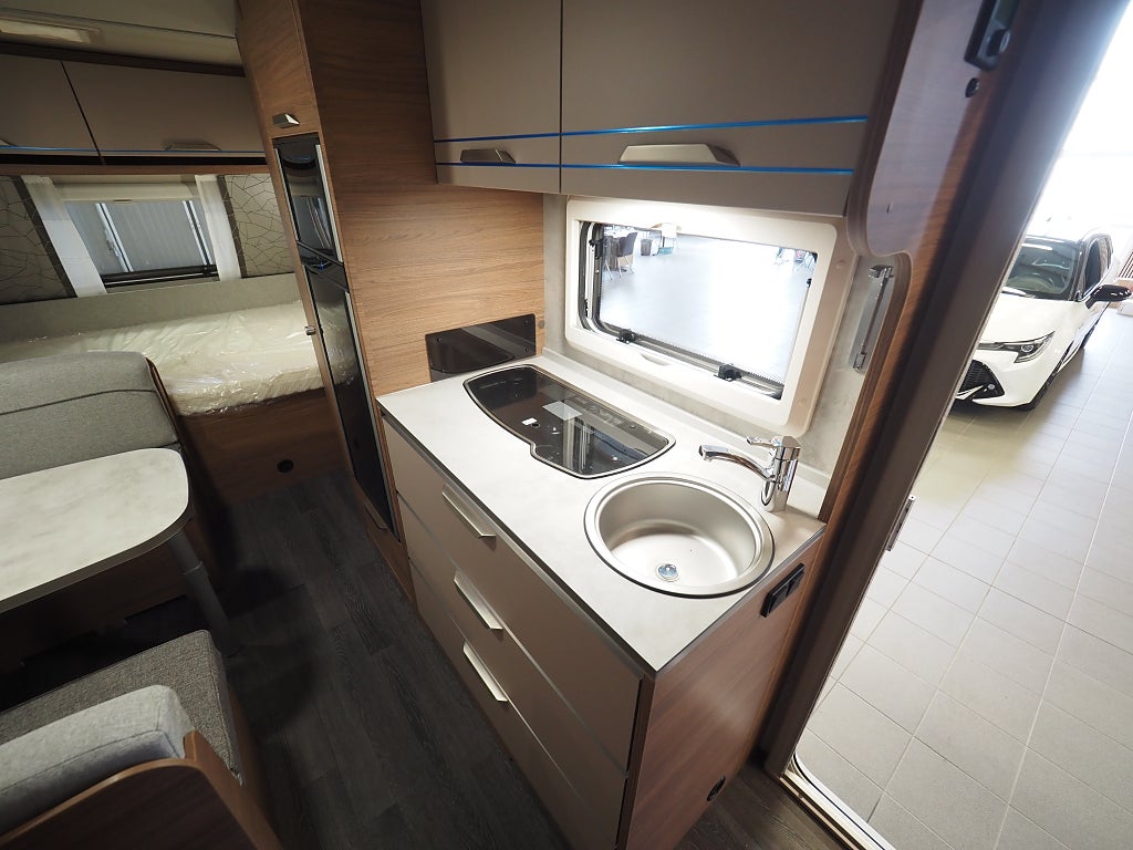 Knaus Sport 500 QDK Design Paket I Golvvärme