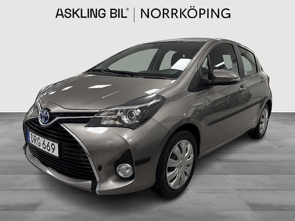 Toyota Yaris Hybrid e-CVT Active Motorvärmare + kupéfläkt Nyservad 101hk 