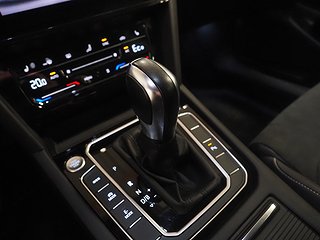 Kombi Volkswagen Passat 18 av 24