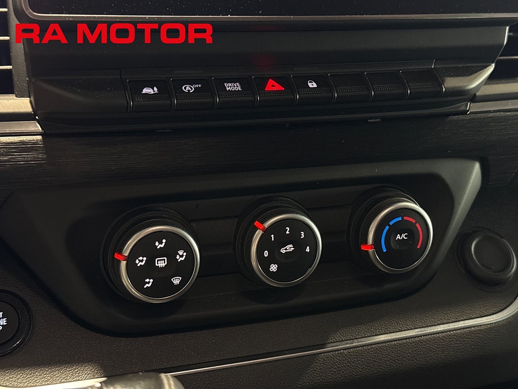 Nissan Primastar 2.0 dCi DCT| 9-sits | Moms | Värmare 2023