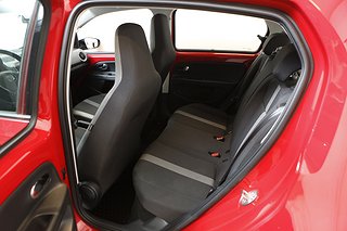 Halvkombi Volkswagen UP! 20 av 21