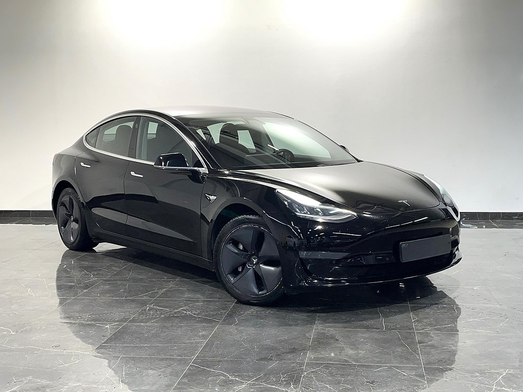 Tesla Model 3 Long Range AWD 440HK SVENSK PANO NAVI B-KAMERA