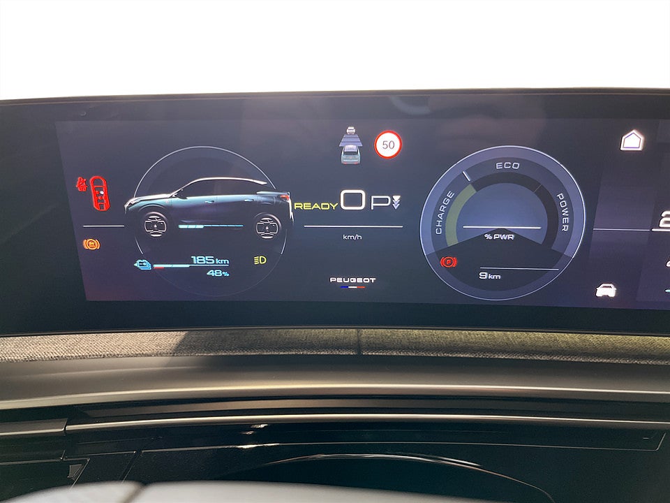 Bild på Peugeot E-3008 GT 214hk Aut KAMPANJRÄNTA 3,99%