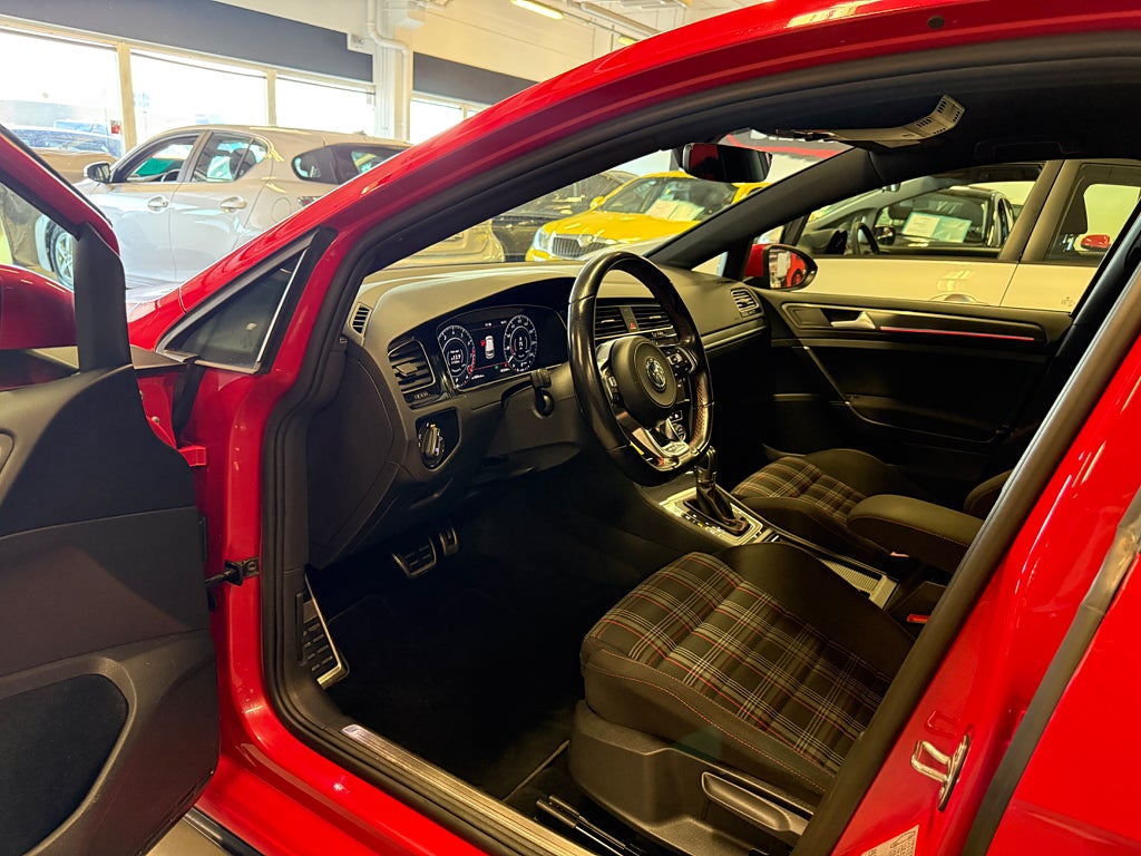 Volkswagen Golf 2018 - miniatyr 14