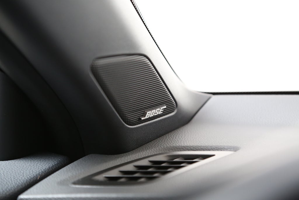 Honda CR-V Plug-in Advance Tech + Dragkrok + Serviceavtal 2024