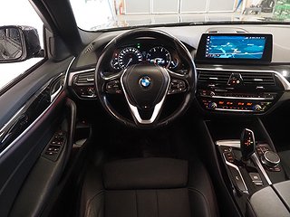 Kombi BMW 520 17 av 25