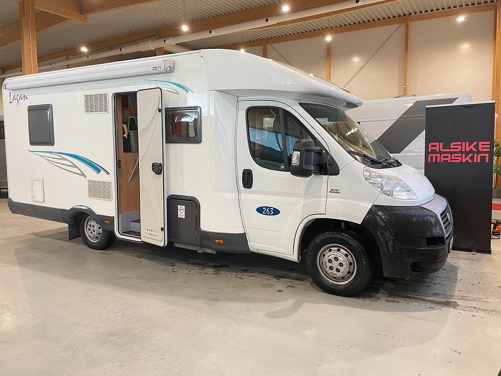 McLouis Lagan 263 / B-körkort / AC bildel / Gasolvärme - McLouis