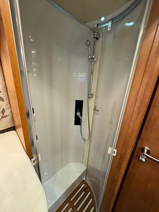 Husbil-halvintegrerad Carthago C-Line T4.9 180HK AUT 15 av 24