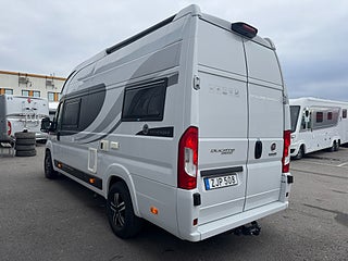 Husbil-halvintegrerad Globe-Traveller Pathfinder Z 150HK Automat! Långbäddar & utfällbar dubbelbädd! 18 av 19