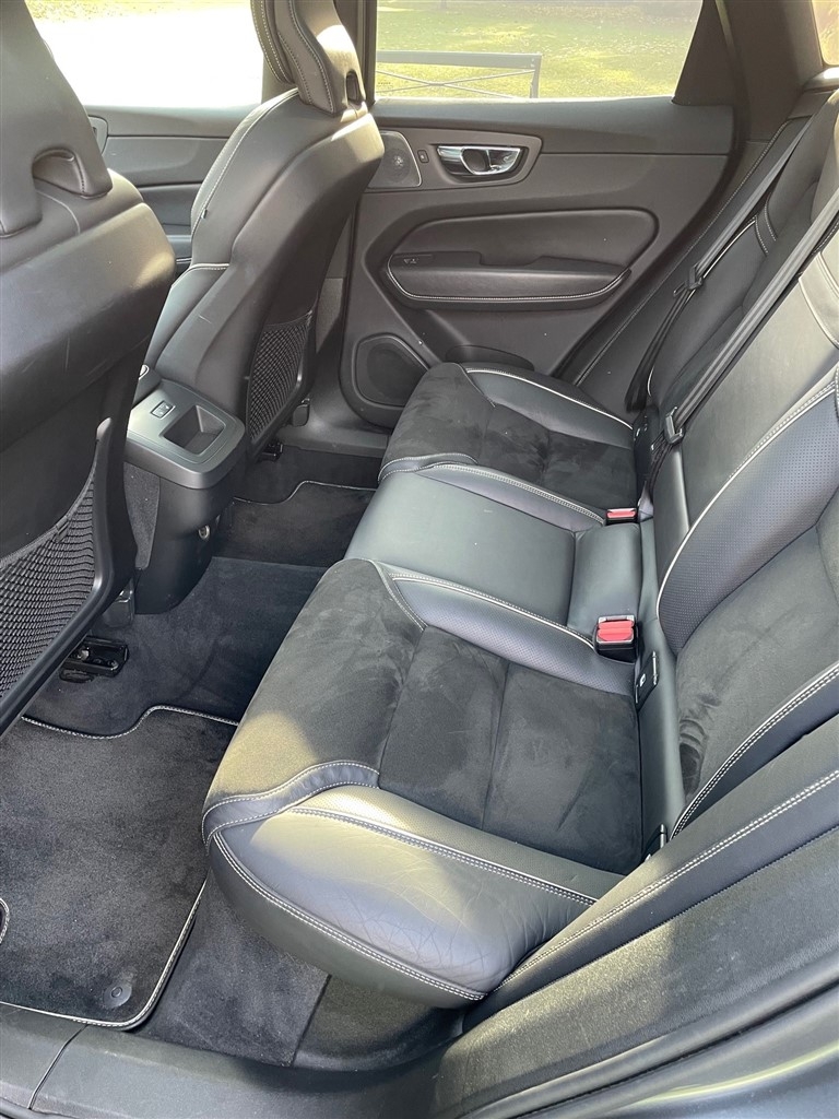 Volvo XC60 D5 AWD, R-Design 2019, bild 7/41