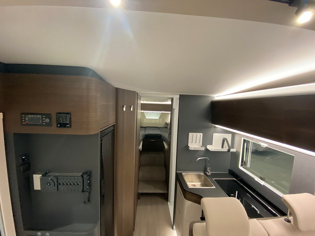 Adria Coral Supreme 670 SL / ALDE / Ugn / Panorama / Automat - Adria