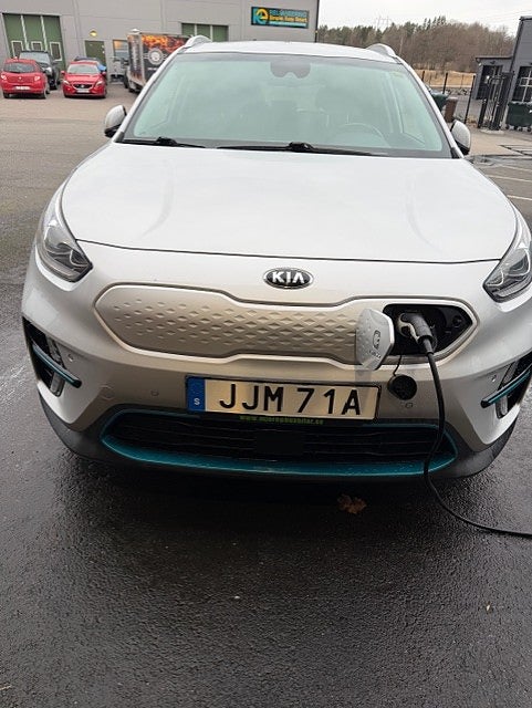 Kia Niro e- 64 kWh Advance Plus  Nytt batteri för 2500 mil sedan
