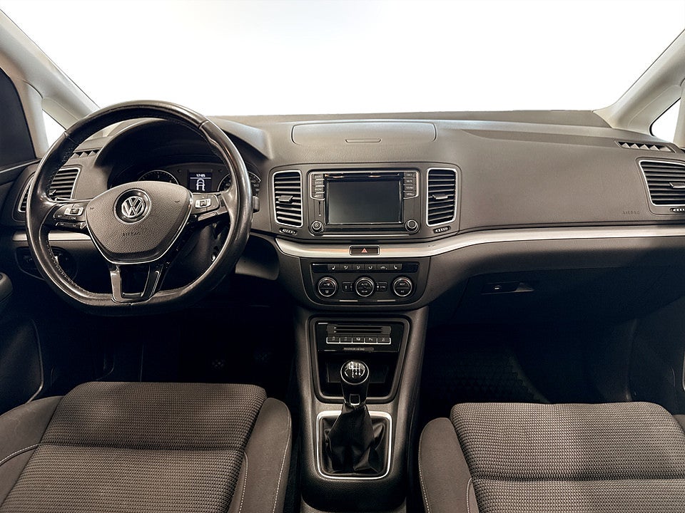 Bild på Volkswagen Sharan Base 2.0 TDi 150hk AWD 7-SITS PANO B-KAMERA