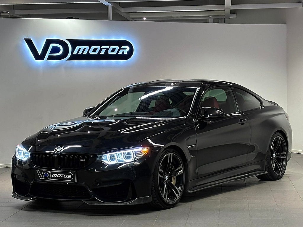 BMW M4 DCT Keramiska Carbon HuD H/K B-Kam Sv-såld 431hk
