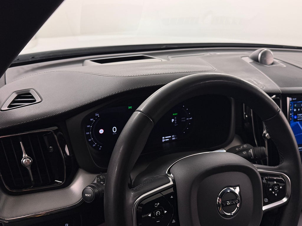 Volvo XC60 Recharge T8 AWD Polestar Engineered Pano Fullutr bild 8