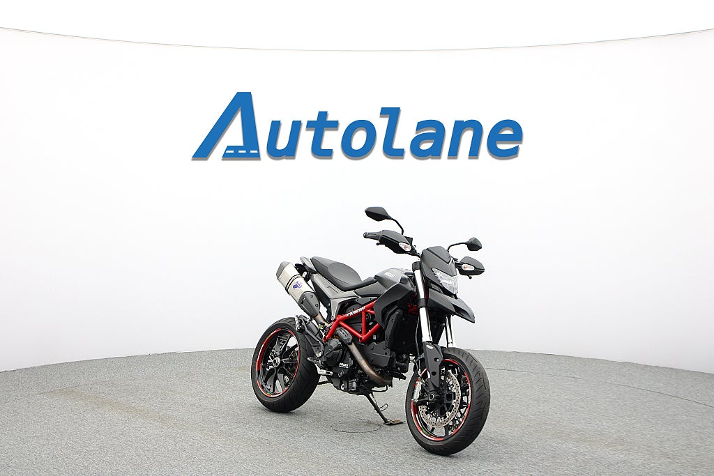 Ducati Hypermotard 821 * Termignoni Performance paket