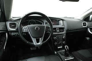 Halvkombi Volvo V40 13 av 25