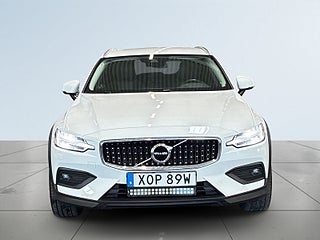 Volvo V60 Cross Country D4 AWD S&V-hjul/Carplay/H/K/Drag/Keyless/Elstolar – bild 2