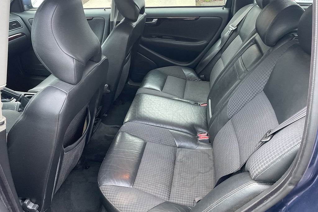 Volvo V70 2.4 Manuell, 140hk, 2004