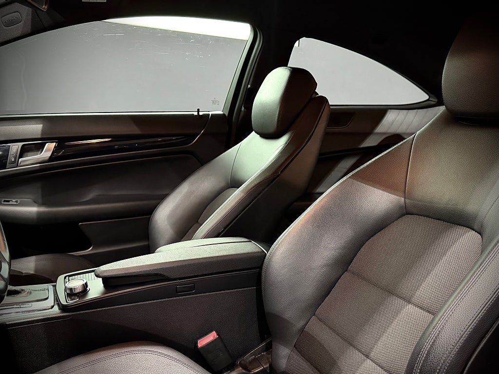 Mercedes-Benz C 180 Coupé AMG 6900mil - bild 10