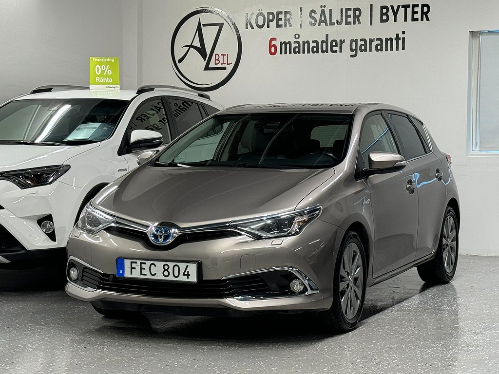 Toyota Auris Hybrid e-CVT Executive Euro 6 kamera sensor f&b