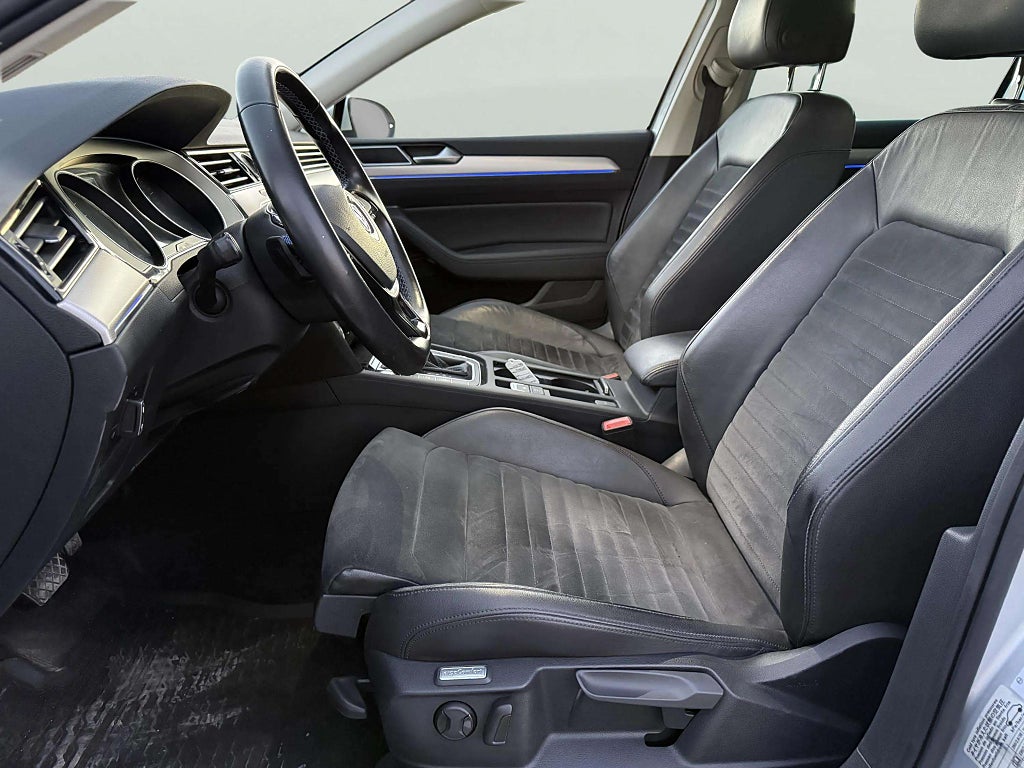 Volkswagen Passat Variant GTE 1.4 TSI ACT Nybesiktigad Kamrem bytt - miniatyr 11