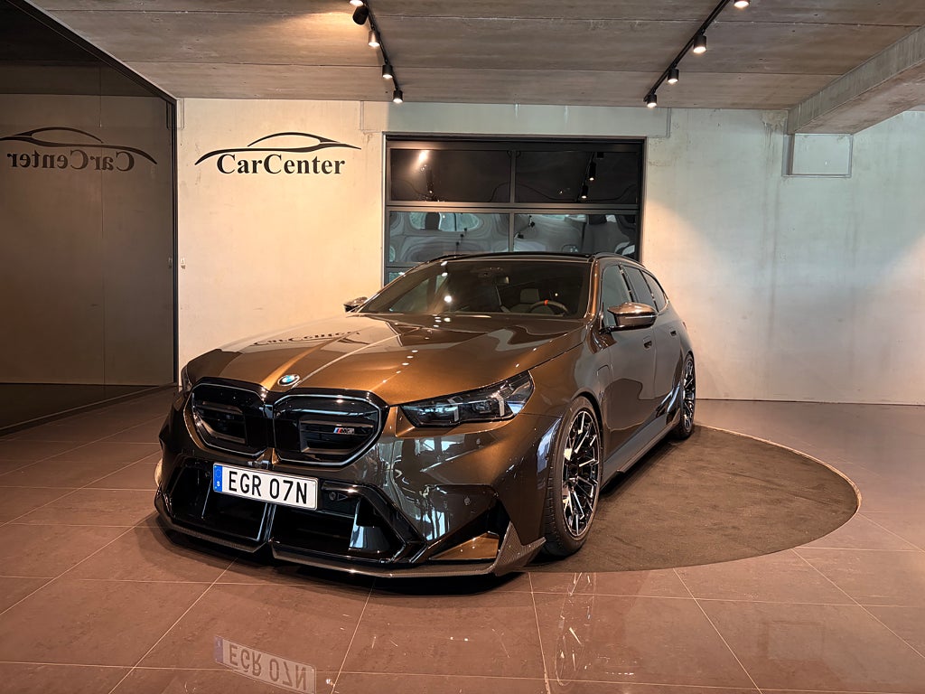 BMW M5 Touring * Individual Paint * Carbon pack * Leasbar/Moms