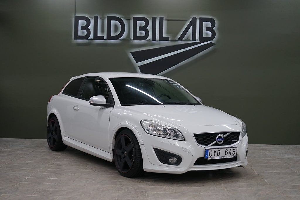 Volvo C30 D2 Momentum, R-Design KAMBYTT NYBES 115HK