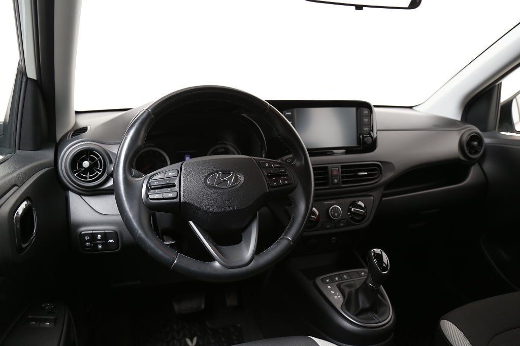 Hyundai i10 1,0 blue 67hk AMT Essential Automat CarPlay 2020