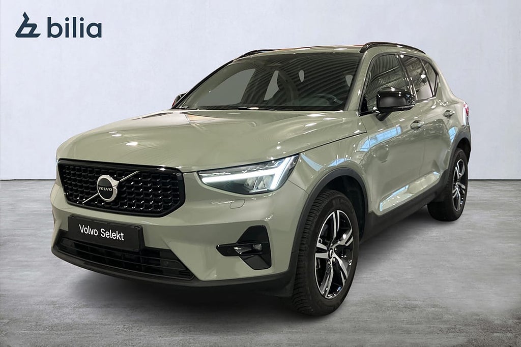 Volvo XC40 B4 FWD Bensin Plus Dark