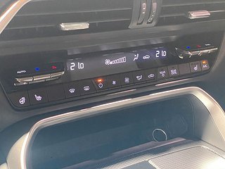 SUV Mazda CX-80 21 av 25