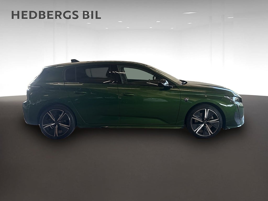 Peugeot 308 GT Plug-In Hybrid 225  thumbnail