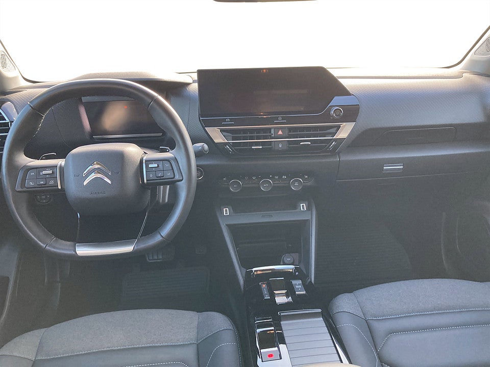 Bild på Citroen C4 X Shine 1.2 PT 130hk Aut B-KAMERA NAVI