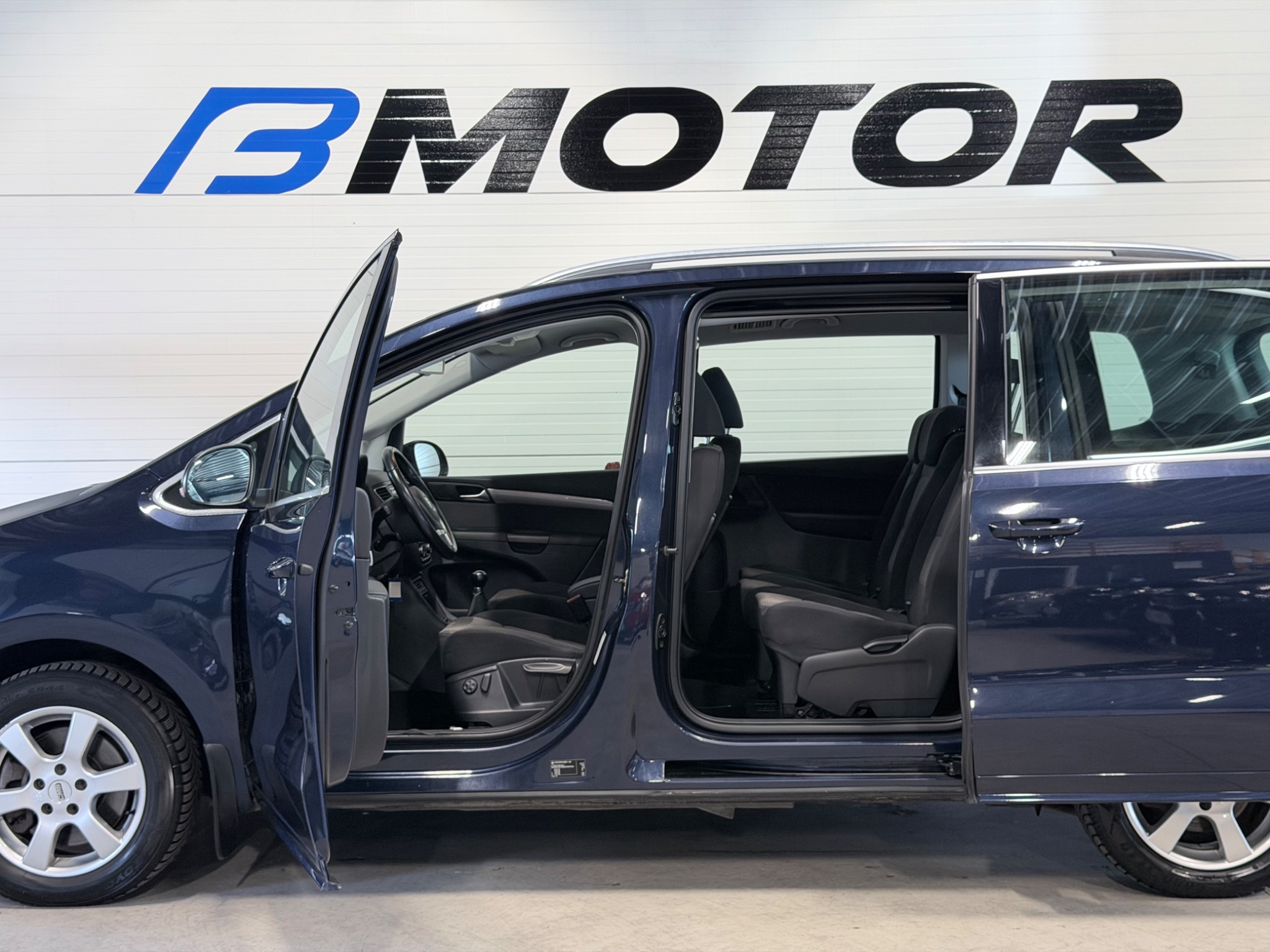 Volkswagen Sharan 2011, bild 7/36