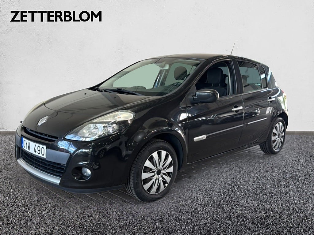 Halvkombi Renault Clio 1 av 15