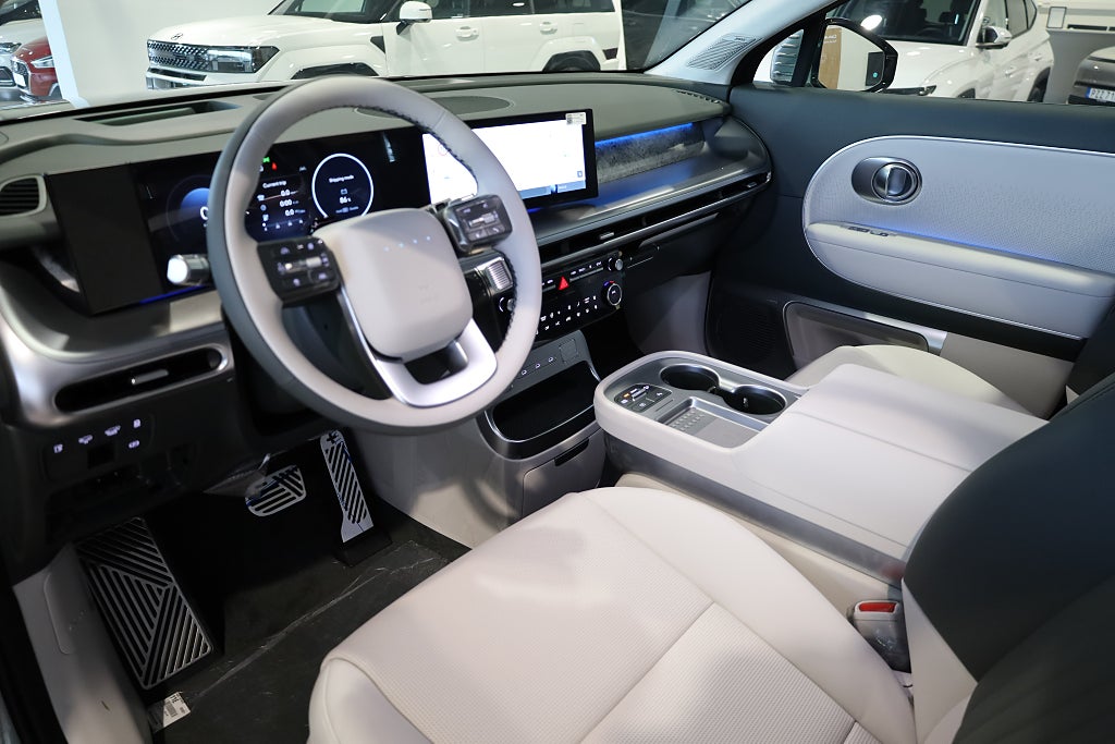 Hyundai IONIQ 9  Essential 110.kWh Räckvidd 620km Avbetalningskampanj