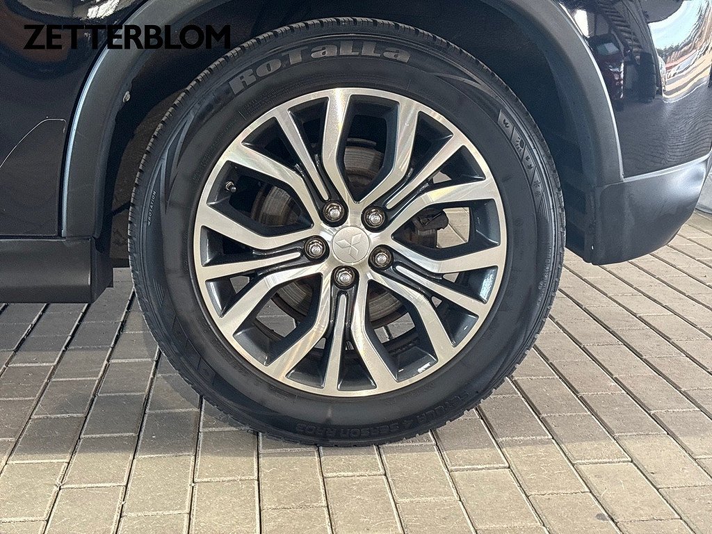 SUV Mitsubishi ASX 13 av 15