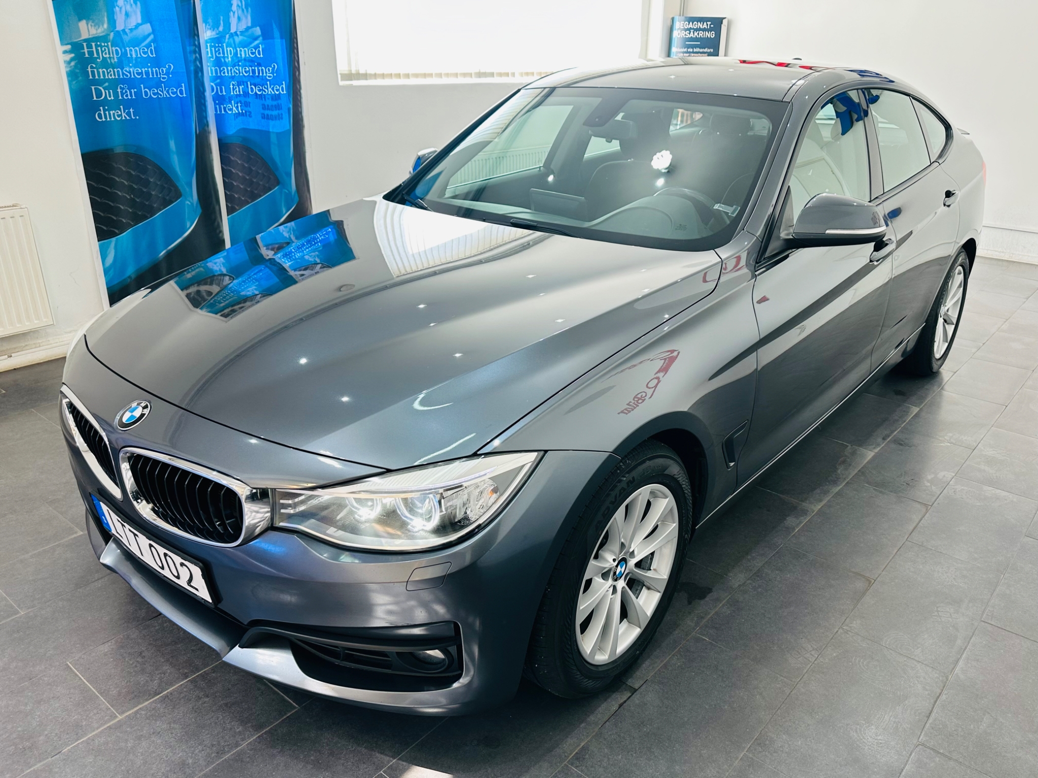BMW 320 2015, bild 6/54