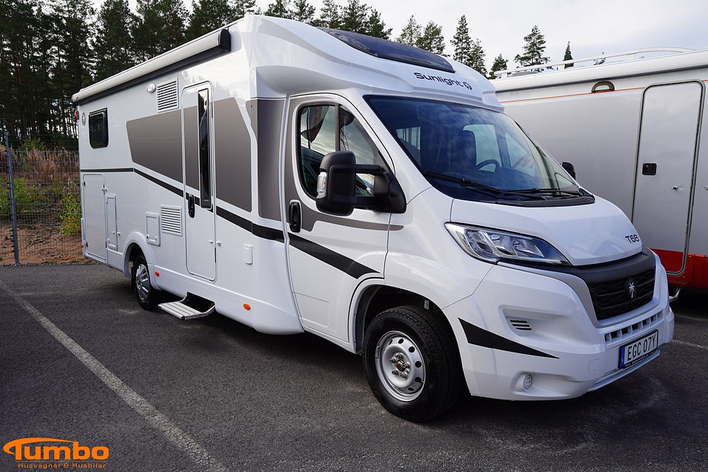 Sunlight T68, 5-bältade platser, Markis