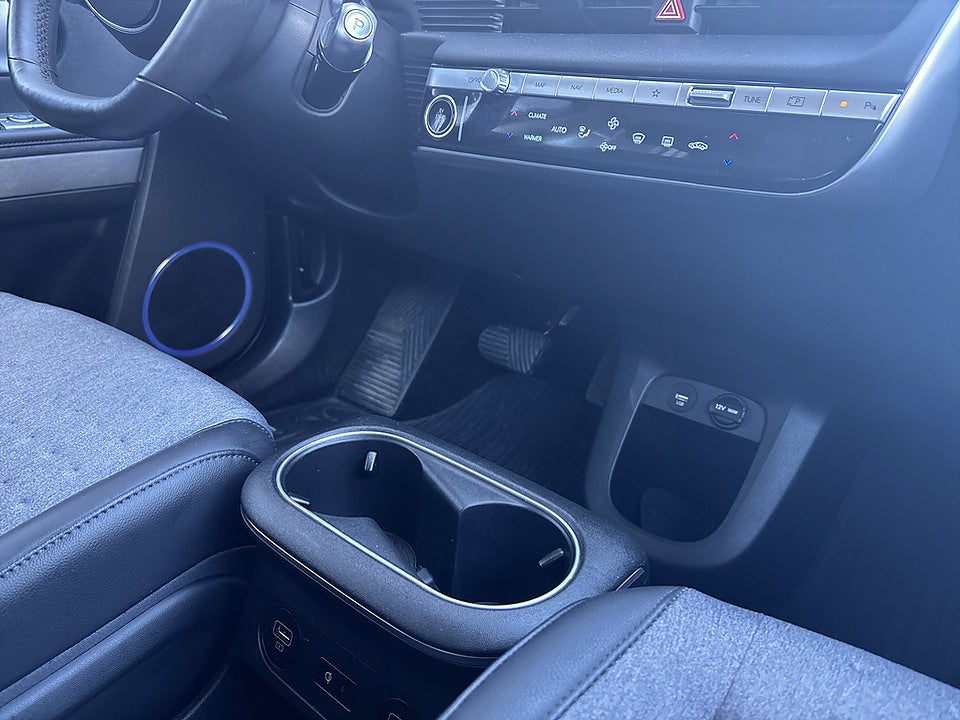 Bild på Hyundai IONIQ 5 Essential 77kWh 228hk Aut B-KAMERA CARPLAY