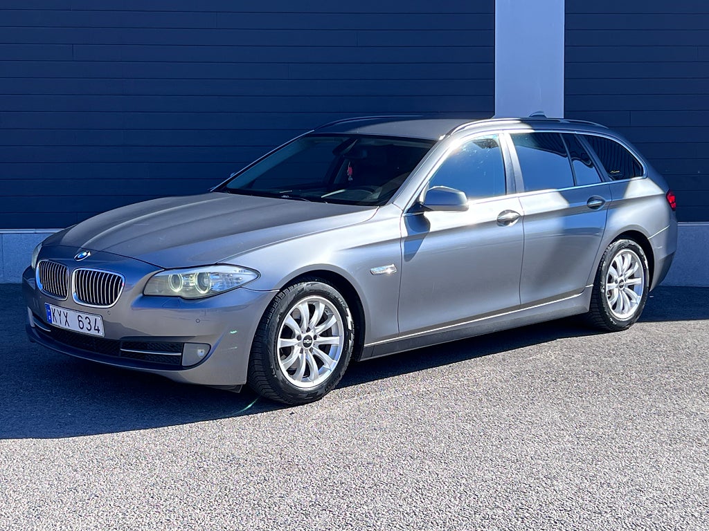 BMW 520d Touring Steptronic Euro 5//B-kamera//Carplay