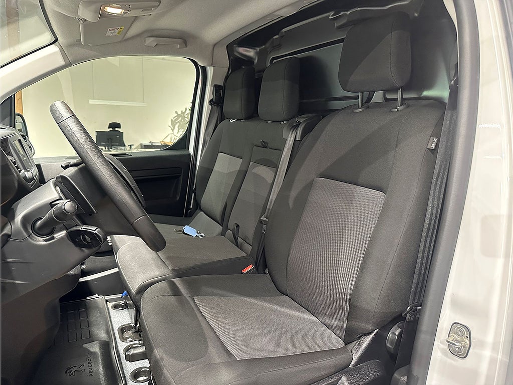 Bild på Peugeot Expert PRO L3 2.0 BHDi 145hk Aut - SKJUTDÖRR X2,DRAG, B-KAMERA