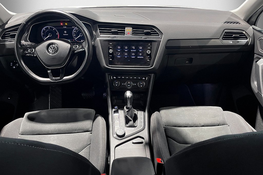 Volkswagen Tiguan Allspace R-LINE |4WD|DRAG | 7sits| Värmare 2019