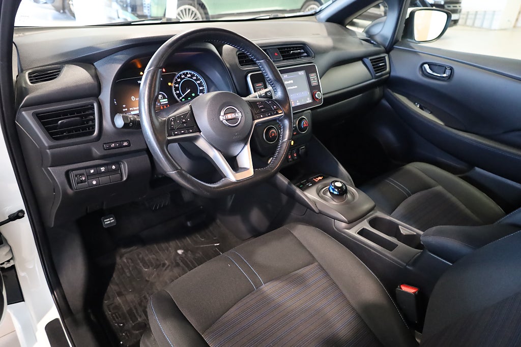 Nissan Leaf 40 kWh Acenta Kamera Navi Leasbar Rattvärme Carplay 2022