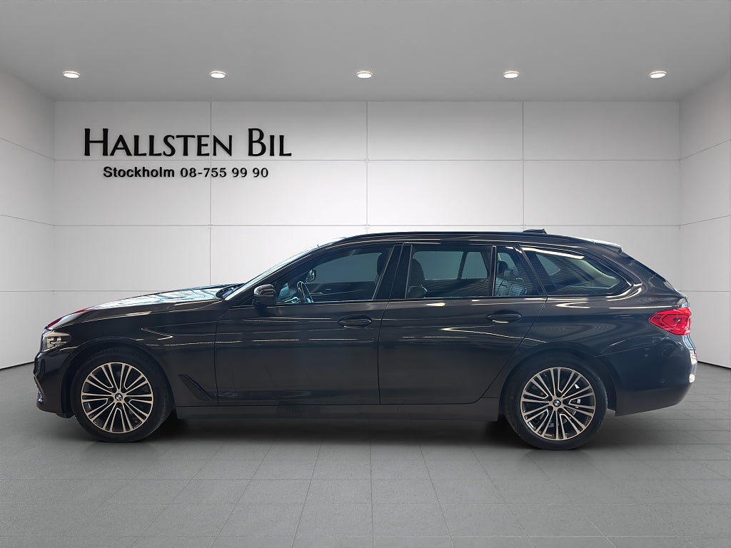 BMW 520d xDrive Touring Sport line Drag Skinn Värmare CarPlay