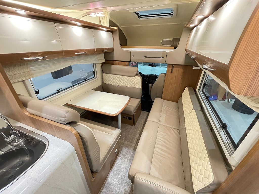 Bürstner Argos 747 /ALDE / Hyd-stöd / AC / Drag / Litium / Inverter / Aut - Bürstner