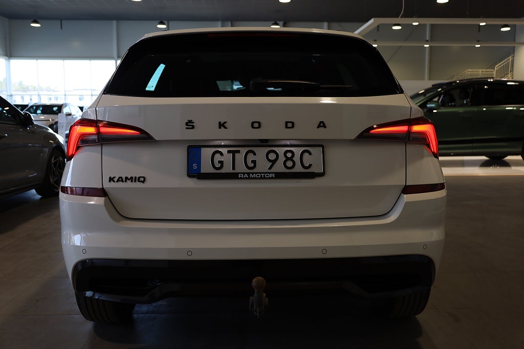 Skoda Kamiq 1.0 TSI AUT Monte Carlo Drag CarPlay Panorama Kamera