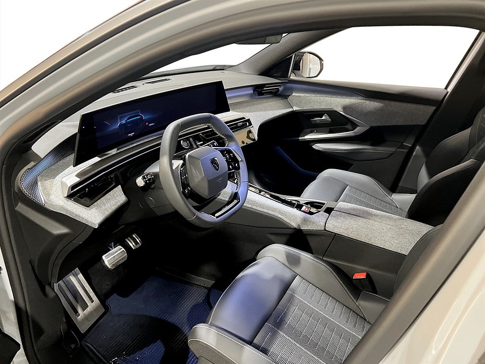 Bild på Peugeot 5008 GT Hybrid 145hk Aut - B-KAMERA,DRAG,CARPLAY