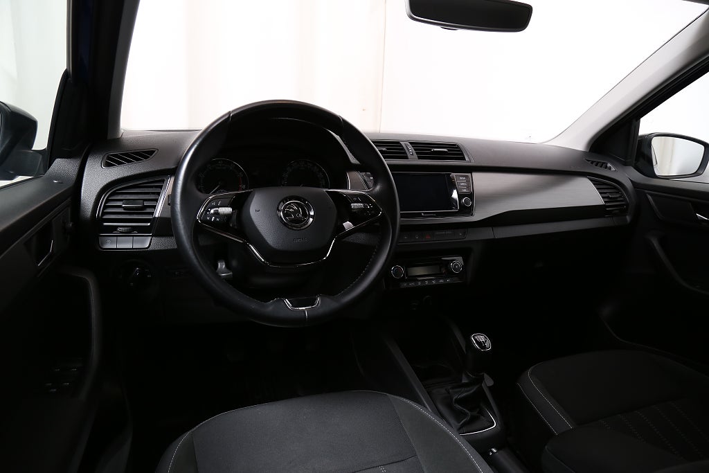 Skoda Fabia 1,0 TSI 95hk Style 5D Komfortpaket Colorconcept 2021