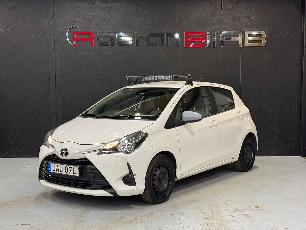Toyota Yaris 5-dörrar 1.5 VVT-iE Multidrive S Högerstyrd B-Kamera 